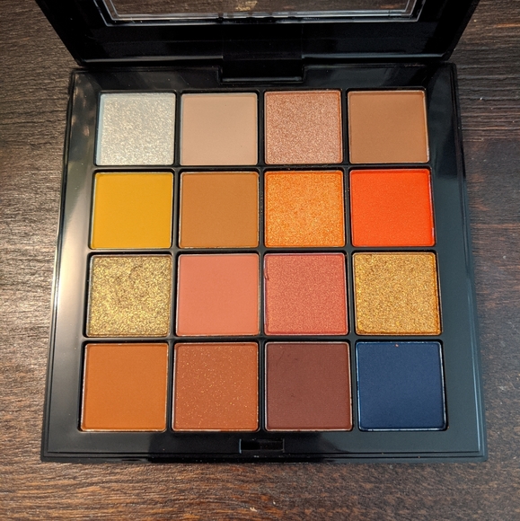 NYX Other - Nyx eyeshadow palette
